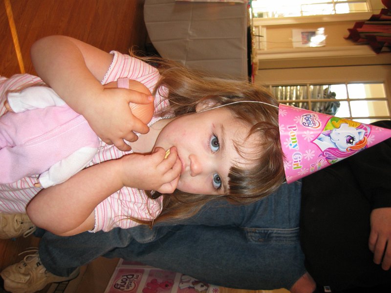 20041204 Jillian bday 18.JPG